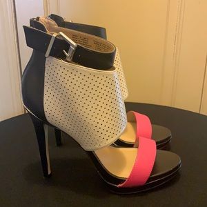 Juicy Couture Black, Beige, Pink Faux Leather Stiletto Sandal 8